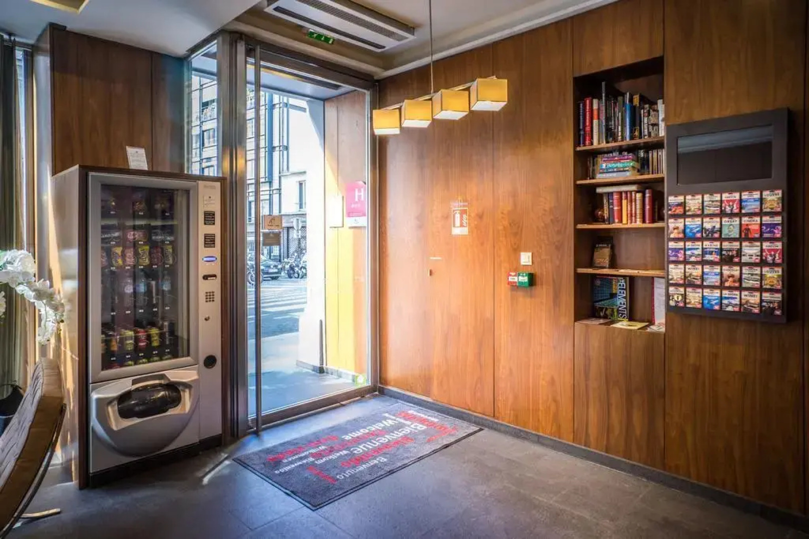 Art Hôtel Batignolles