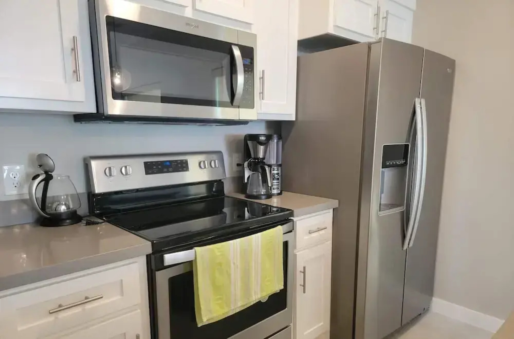 New Waterfront Bungalow Fishermans Paradise 2 Bedroom Home by RedAwning