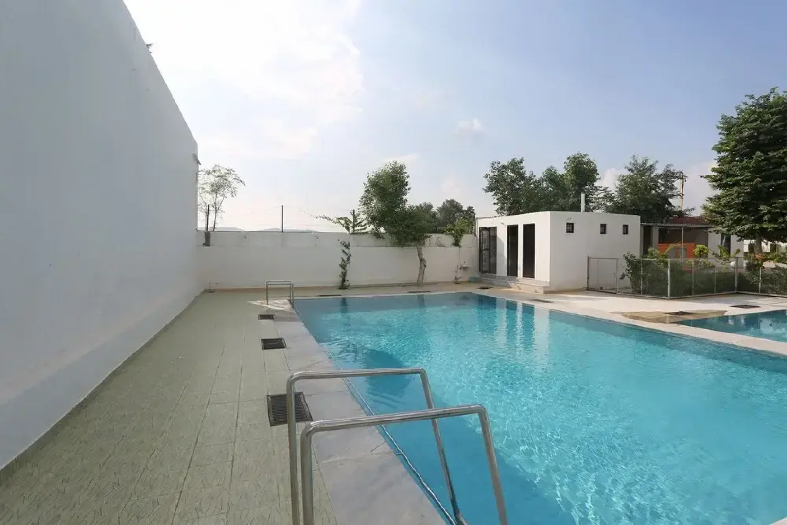 OYO 18301 Hotel A-one