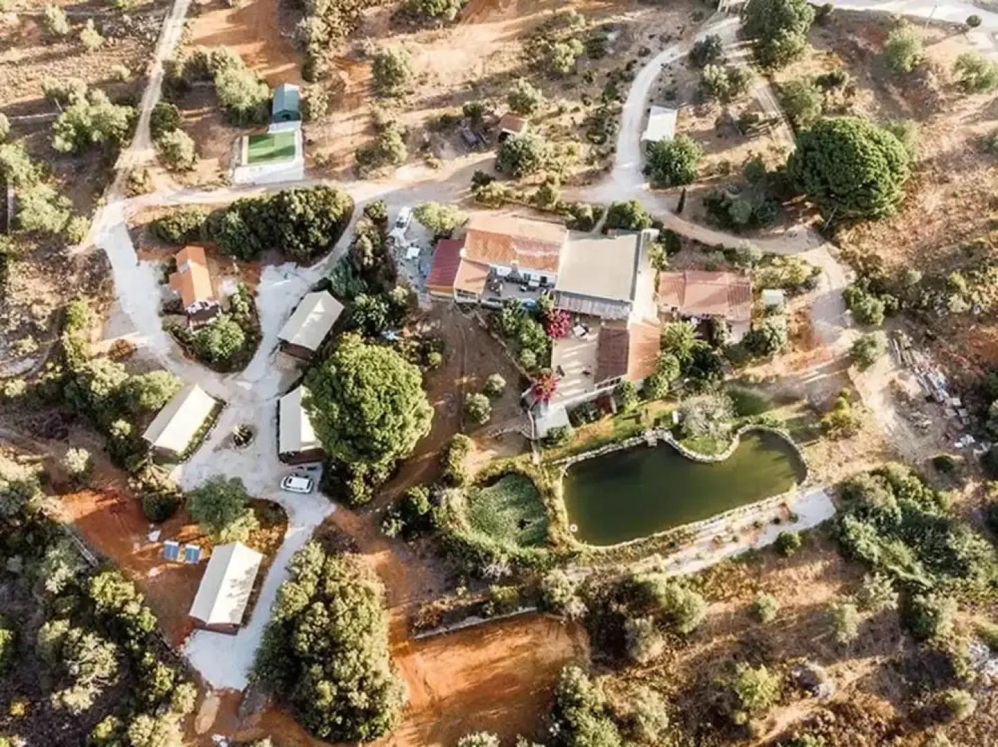 Beautiful 2-bed House in Lagoa Torrinha, Algarve