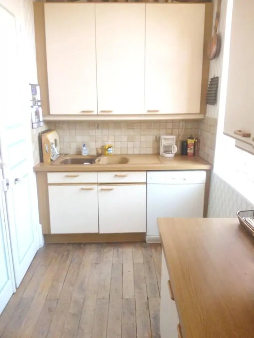 Villa With 4 Bedrooms in Lucenay-lès-aix, With Private Pool, Enclosed