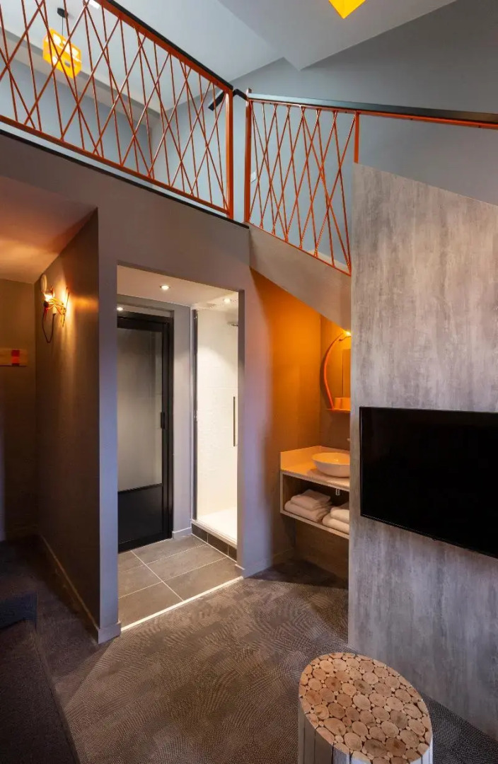 Hotel Base Camp Lodge - Bourg Saint Maurice