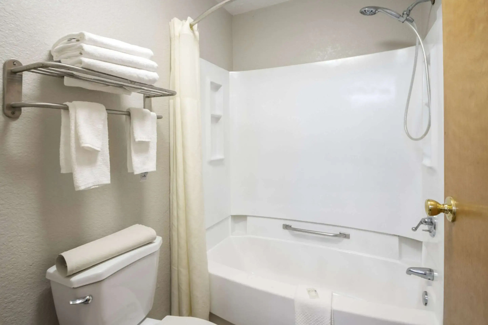 Quality Suites Hickory South