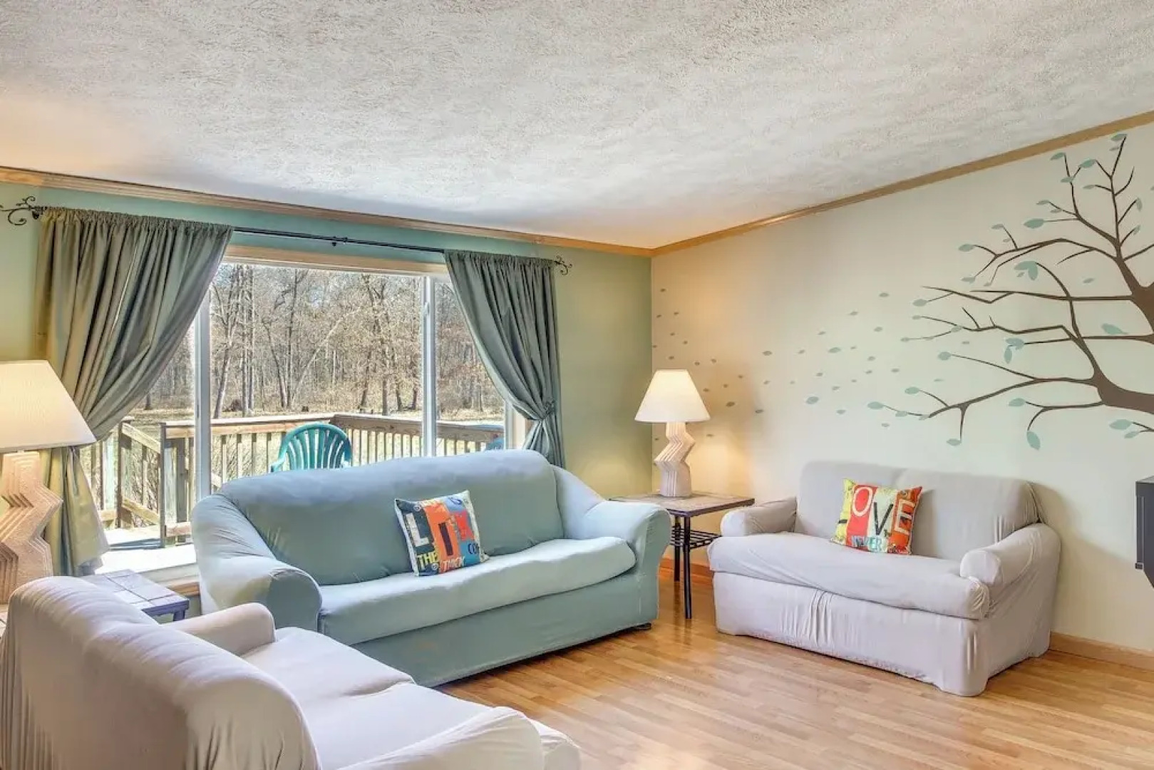 People and Paws Vacation Home by Wisconsin Dells!