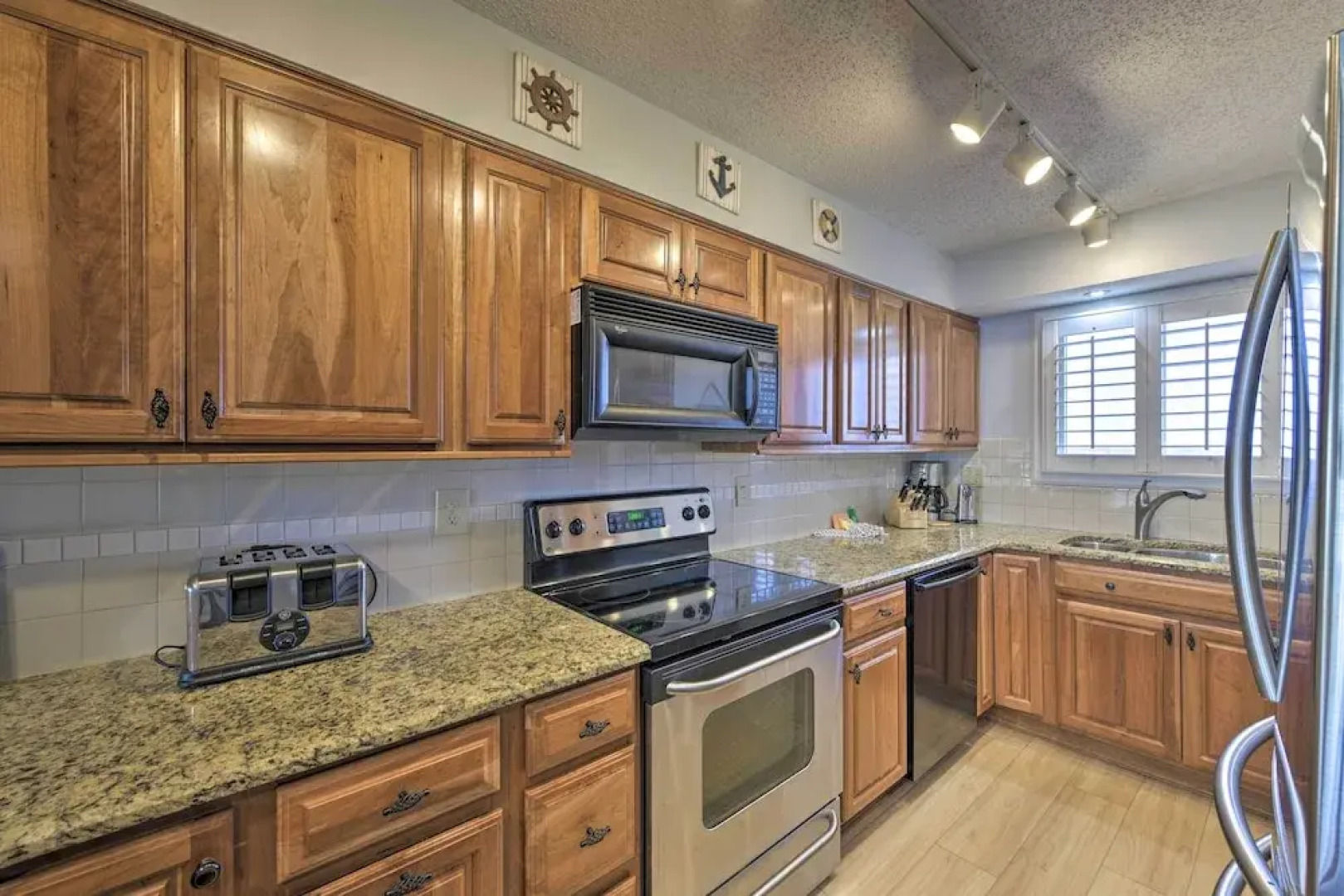 PCB Condo w/ Community Perks & Beach Access