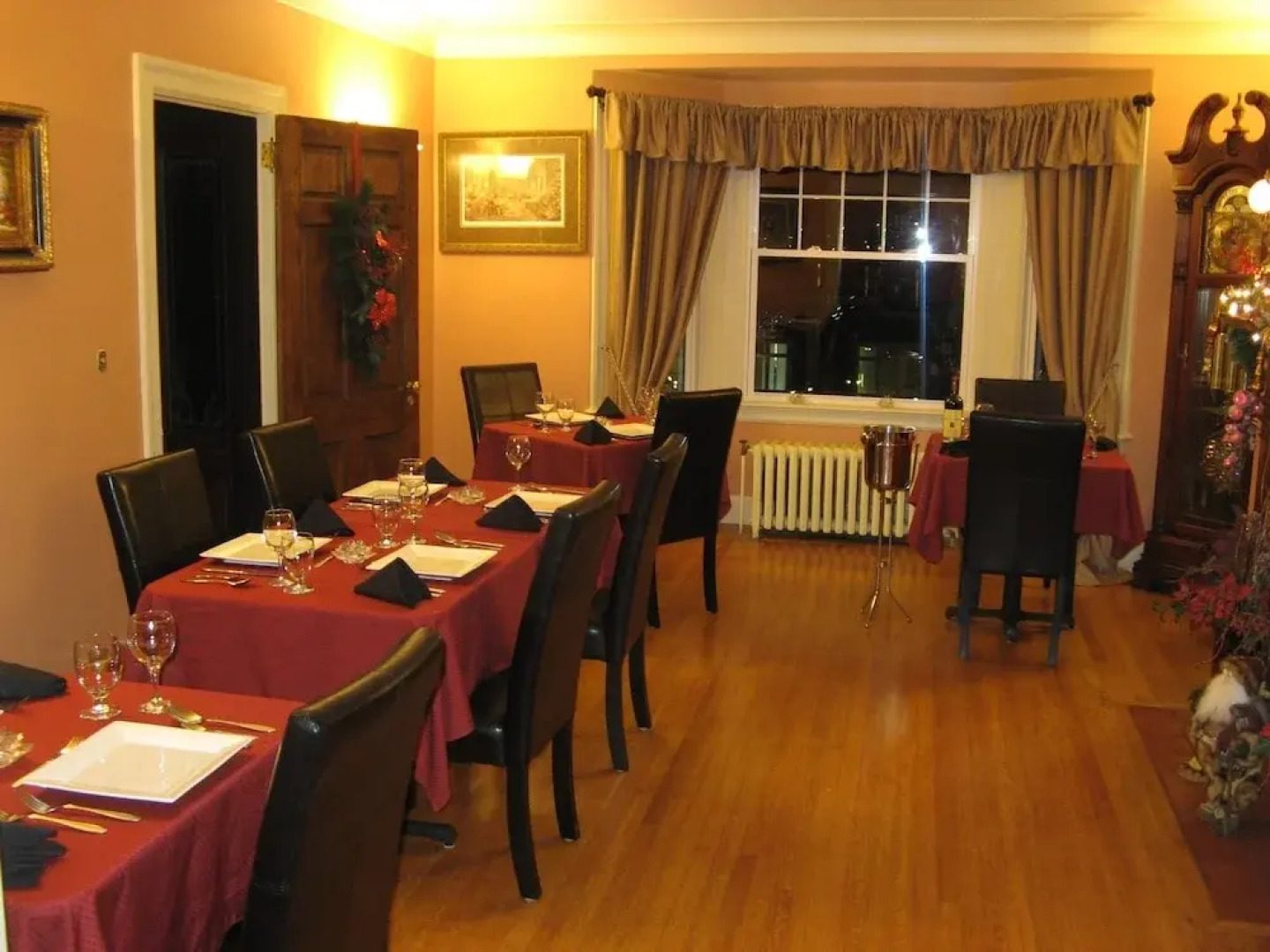 Baccalieu Trail Bed and Breakfast Fine Dining Restaurant