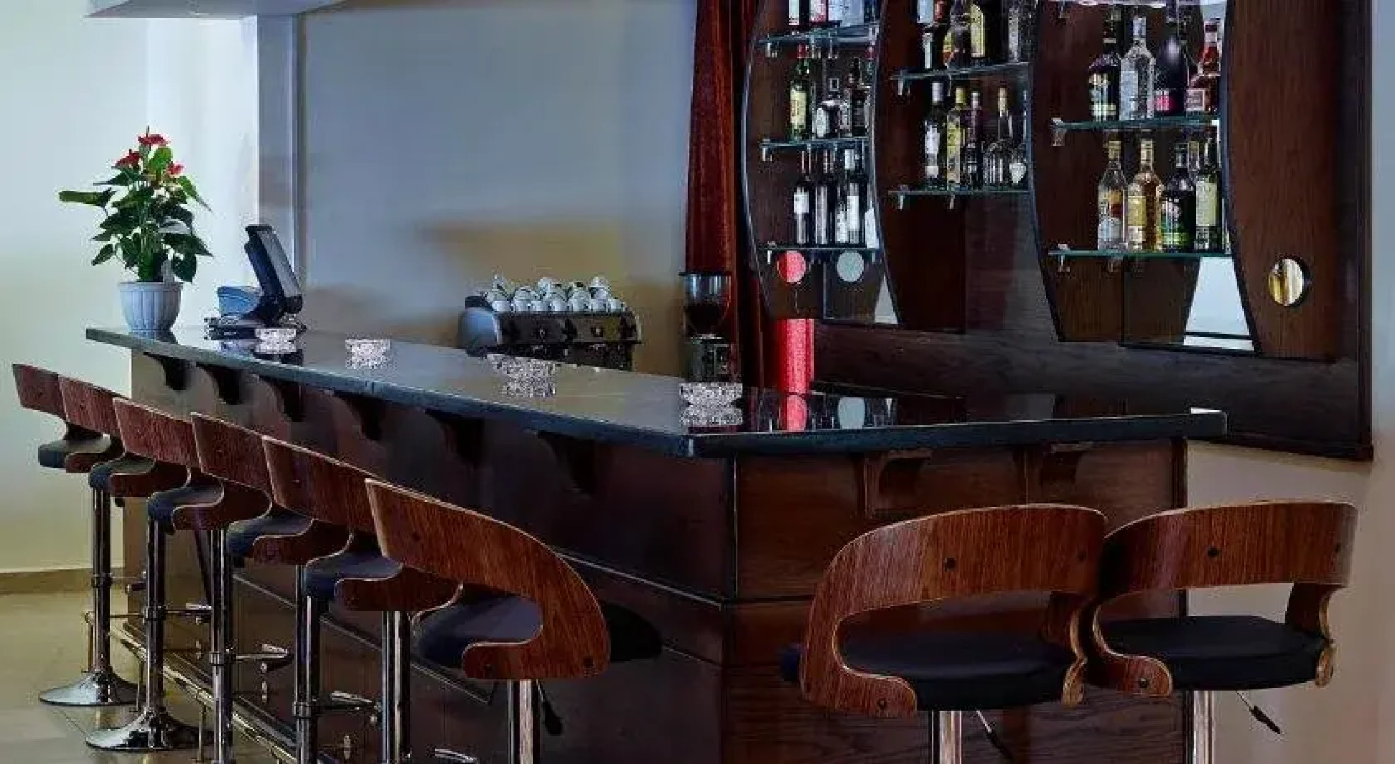 Le Notre Hotel & Ski Resort