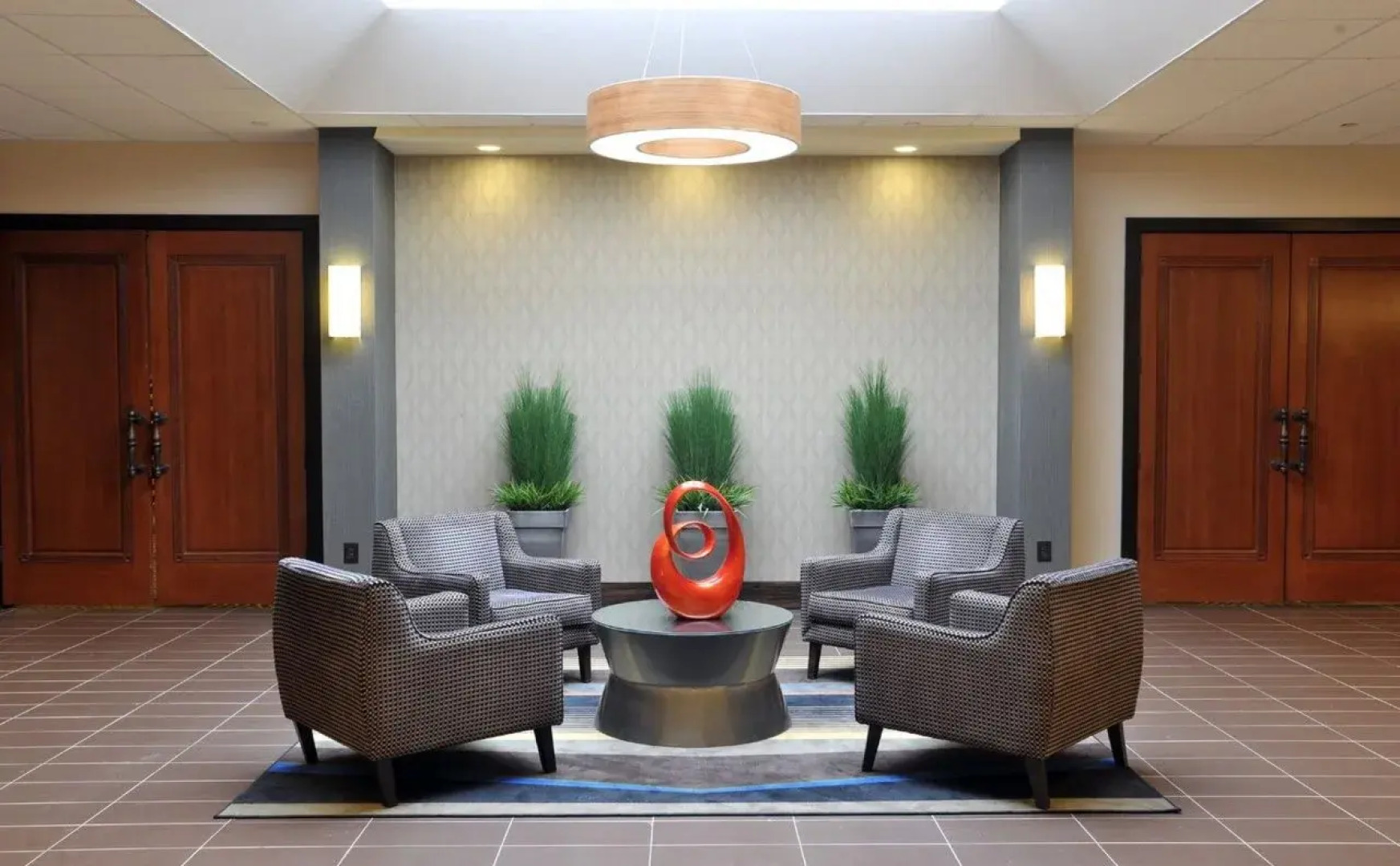 Holiday Inn Hotel & Suites Charleston West by IHG