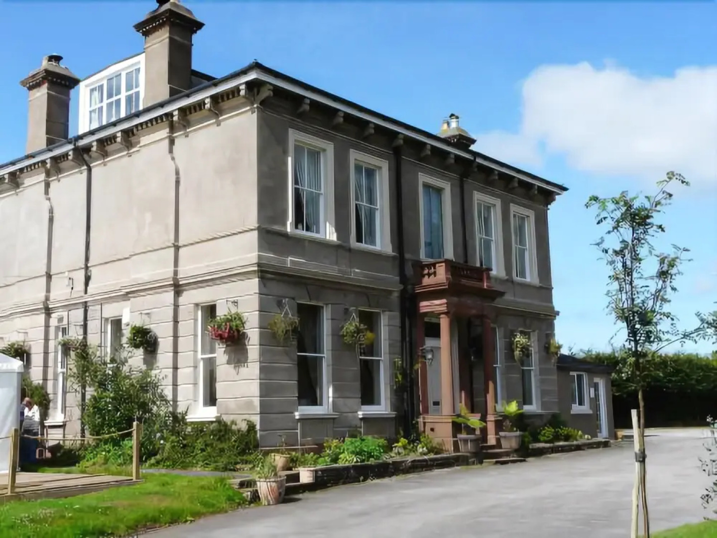 Westlakes Hotel and Restaurant