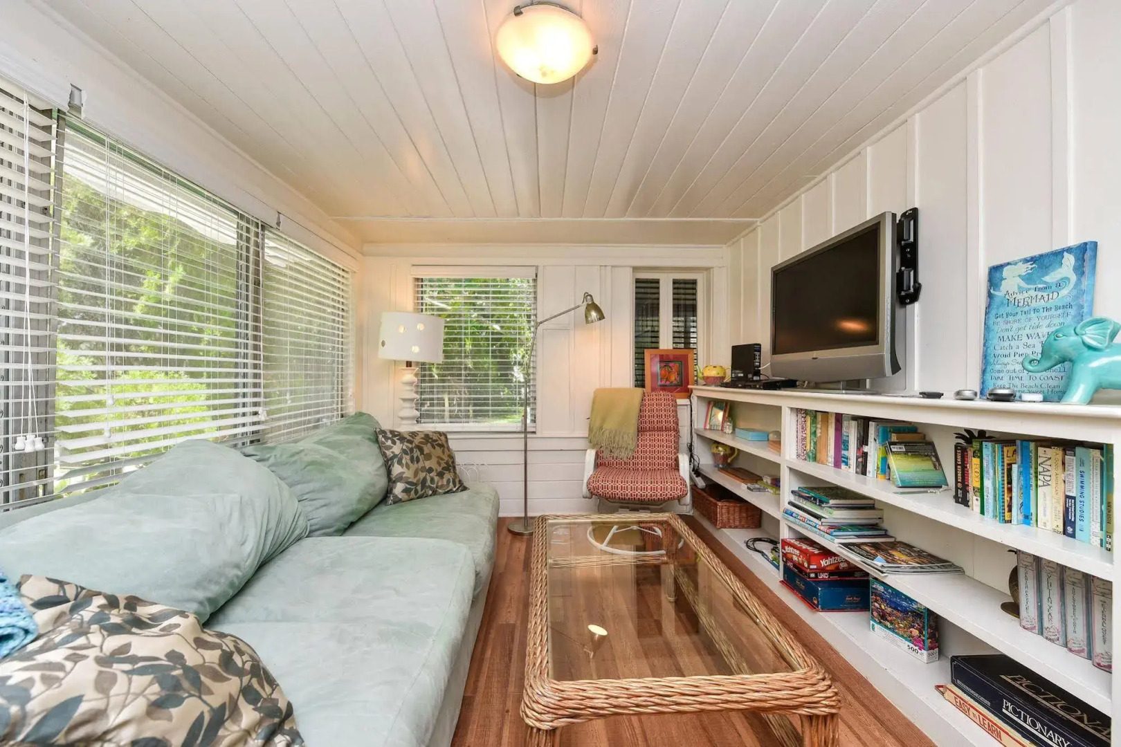 Banana Cabana and Cottage by Beachside Management