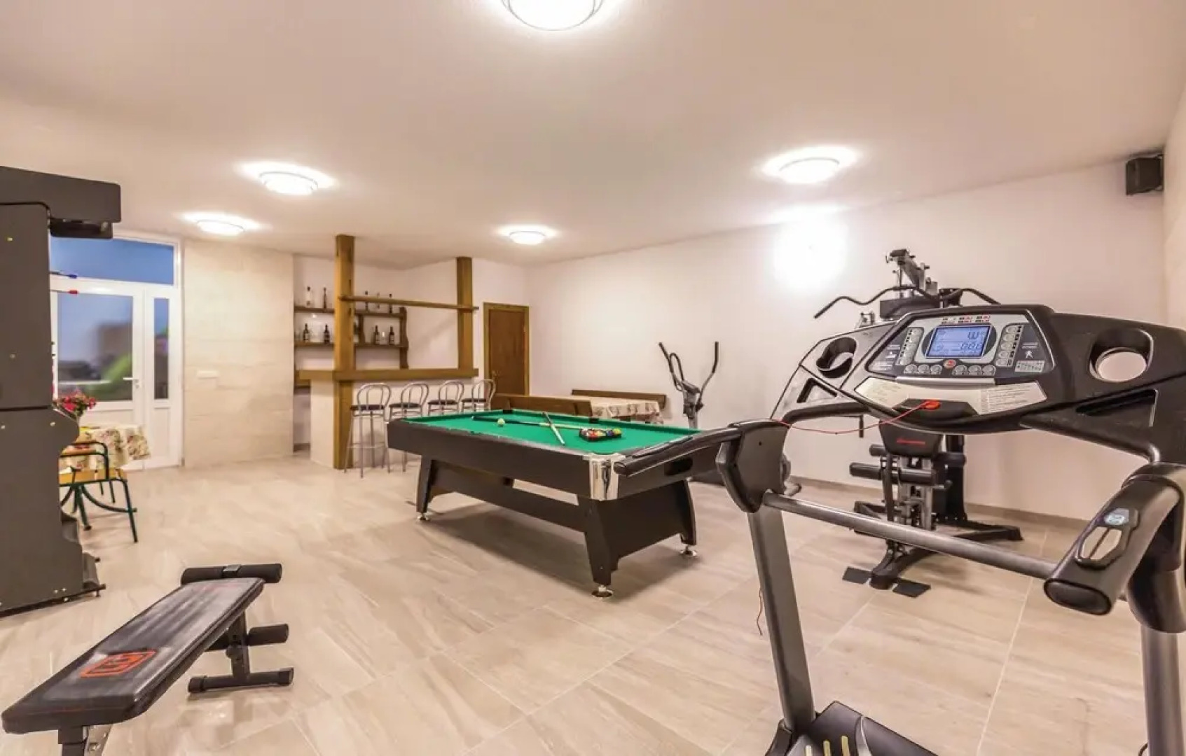 Amazing Home in Tucepi With Wifi and 4 Bedrooms