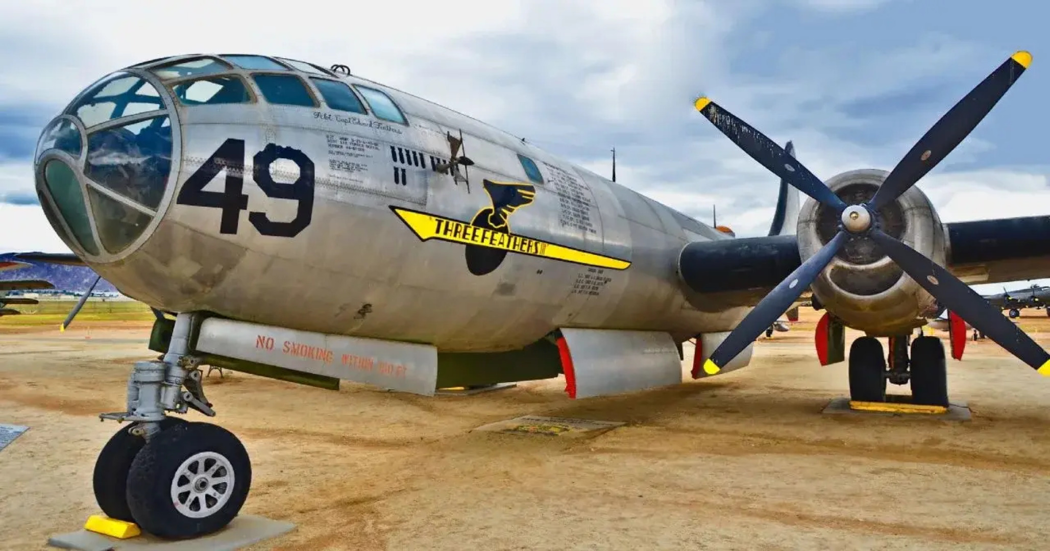 Dynasty Suites Hotel Riverside