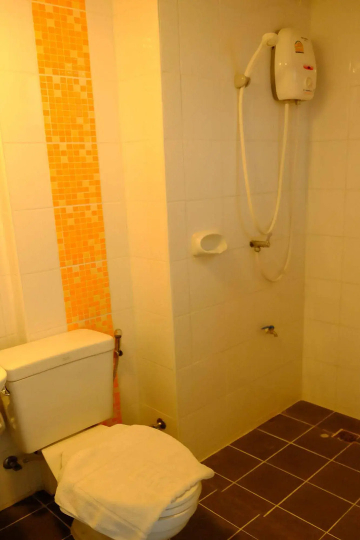 I-Home Residence and Hotel