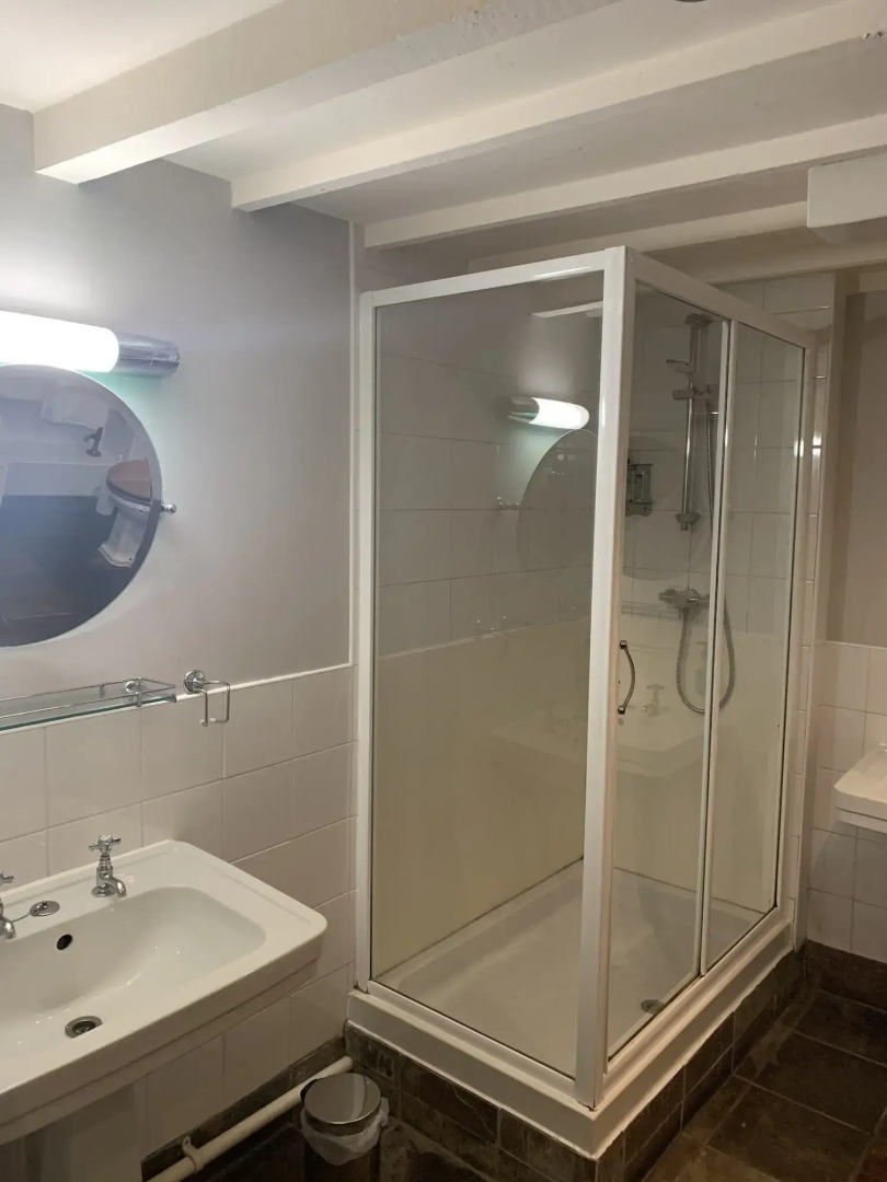 The Thatched Cottage Inn