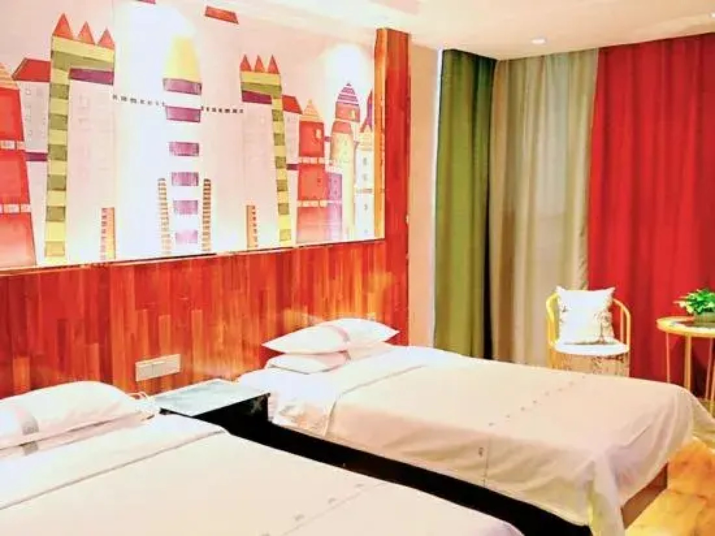 Blue Magpie Holiday Hotel