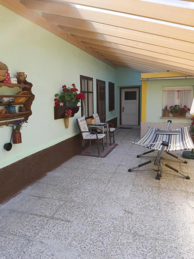 Apartments & Rooms Florjana