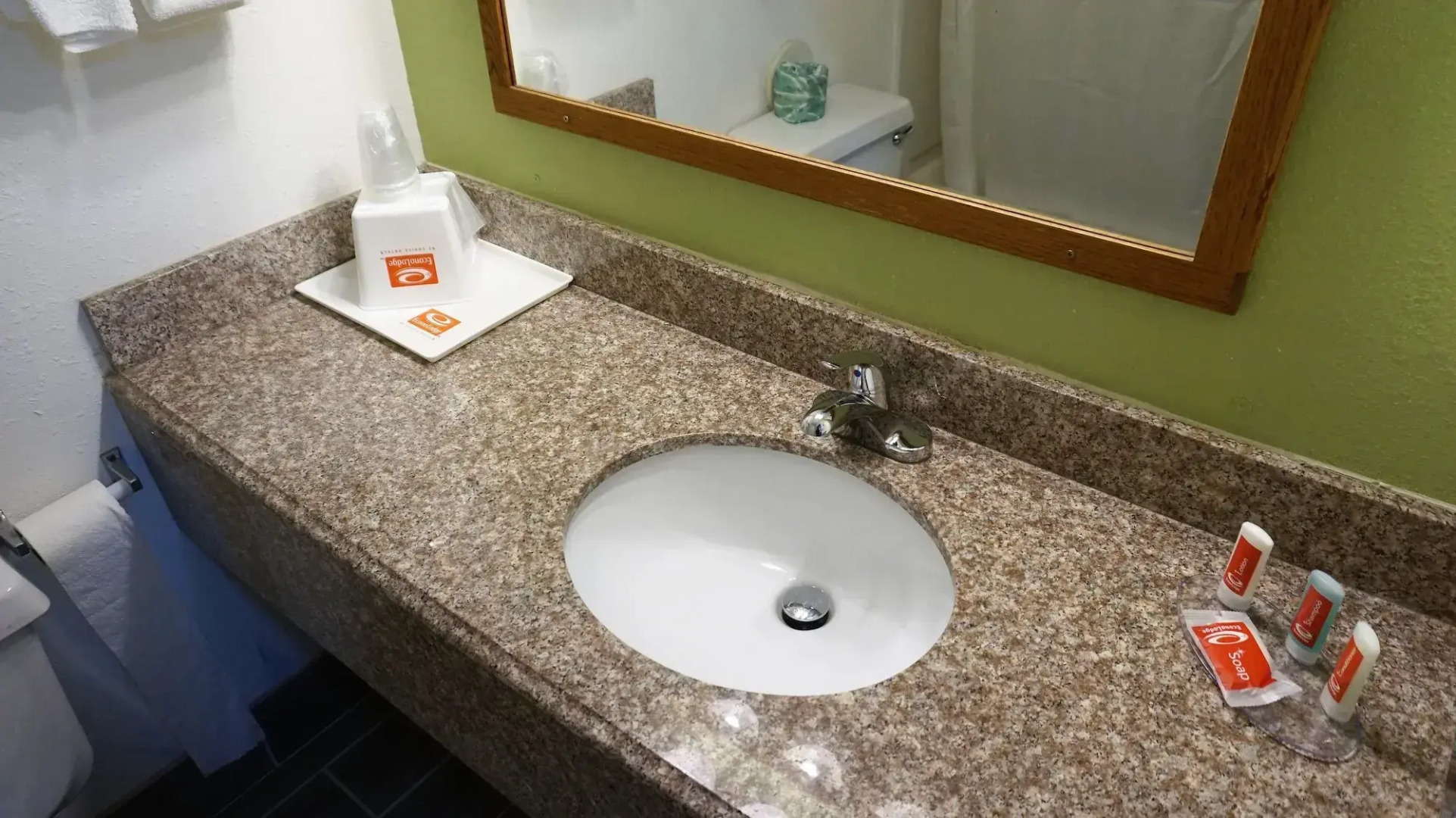 Econo Lodge Inn & Suites Pekin - Peoria Area