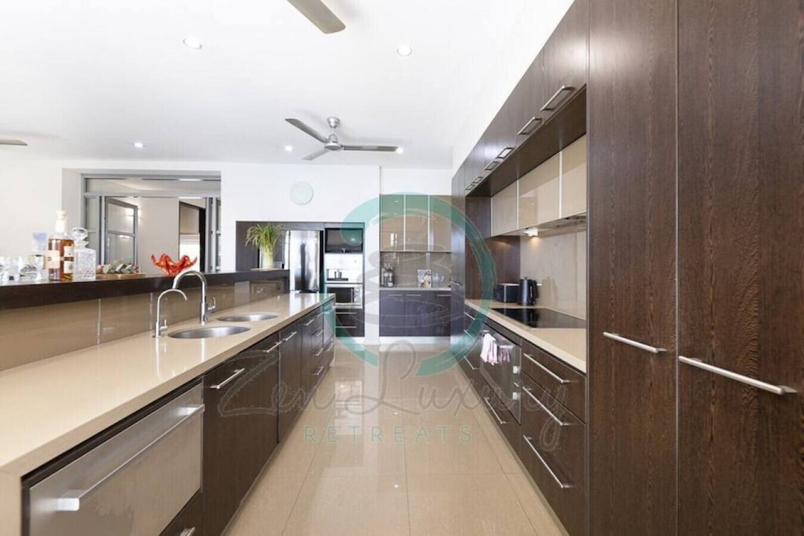 Zen Bayview Bliss - Luxury Mansion