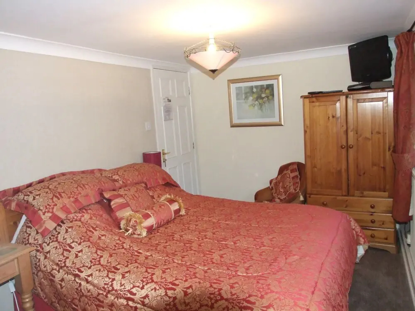 The Red Lion Country Inn