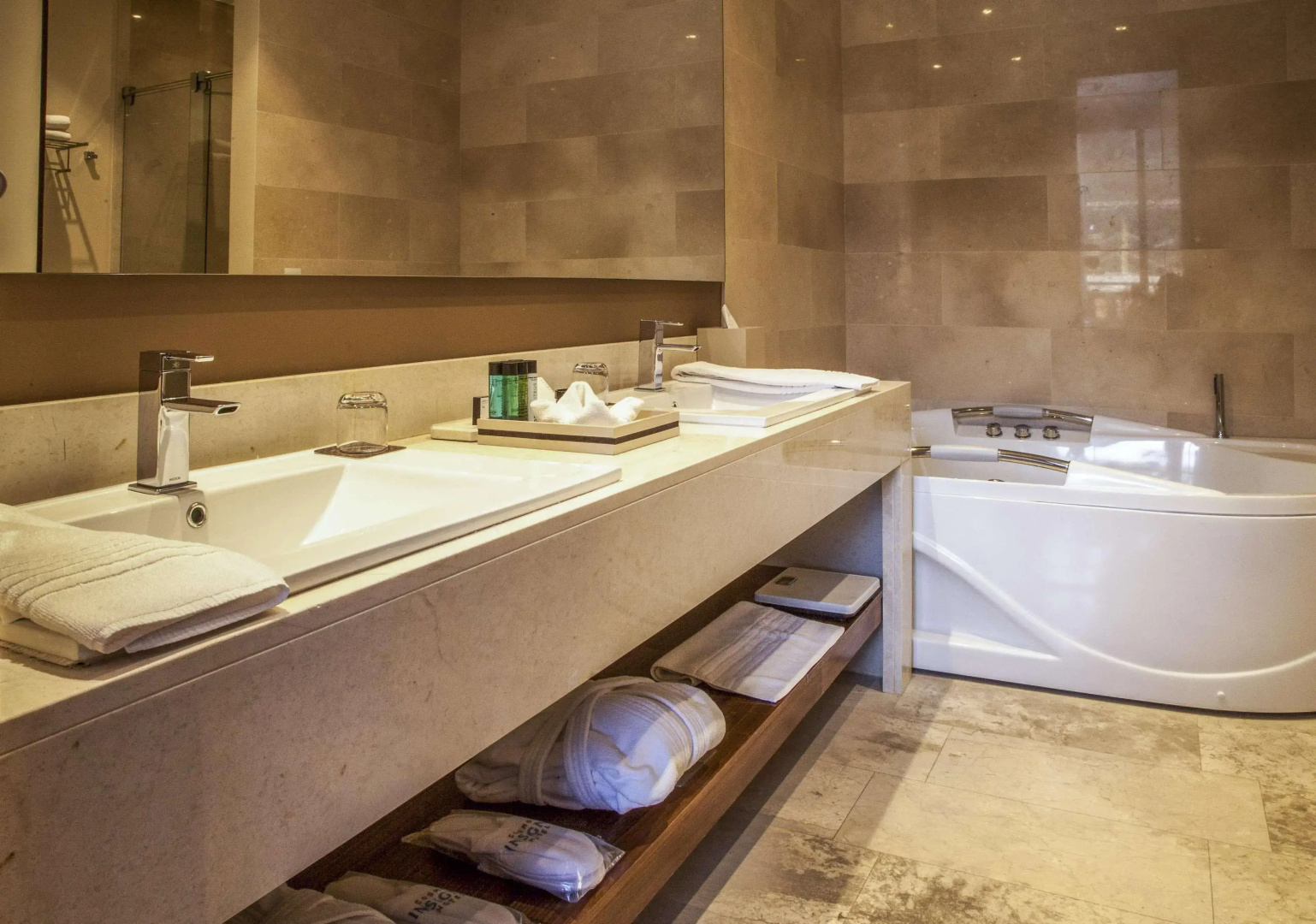 DoubleTree by Hilton Hotel Bogotá - Parque 93
