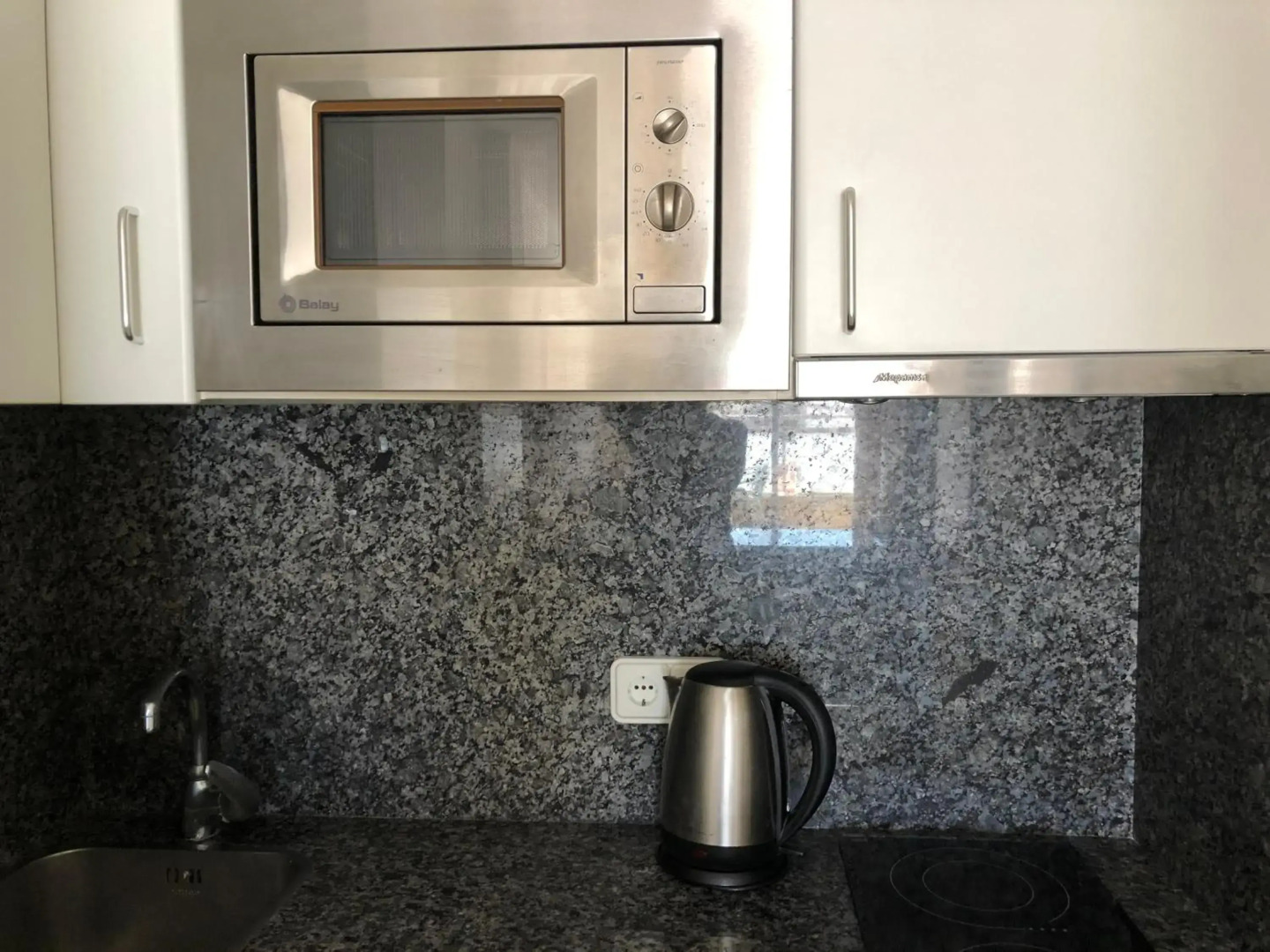 El Cortijo Apartments