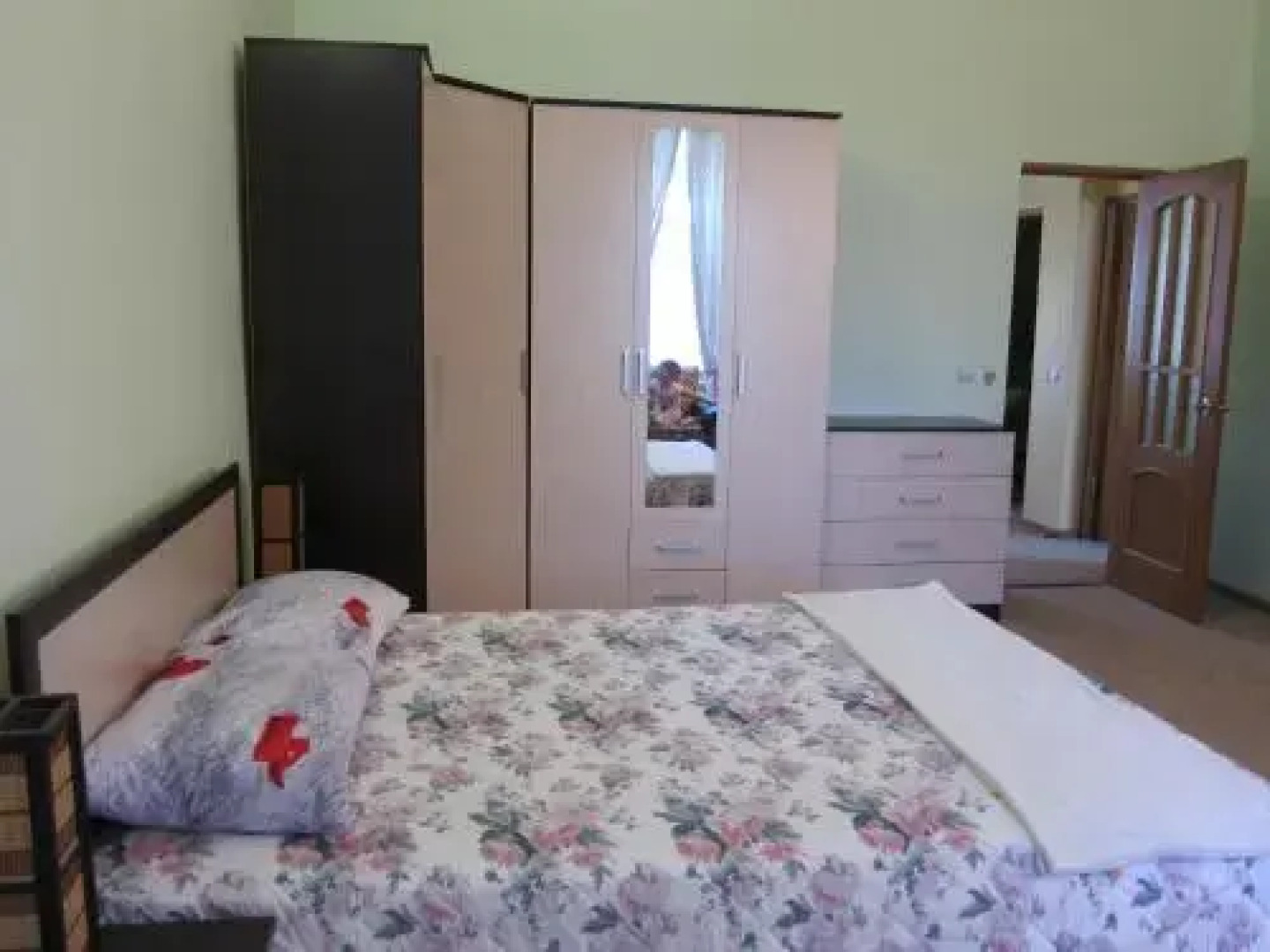 Guest House on Gagarina 135