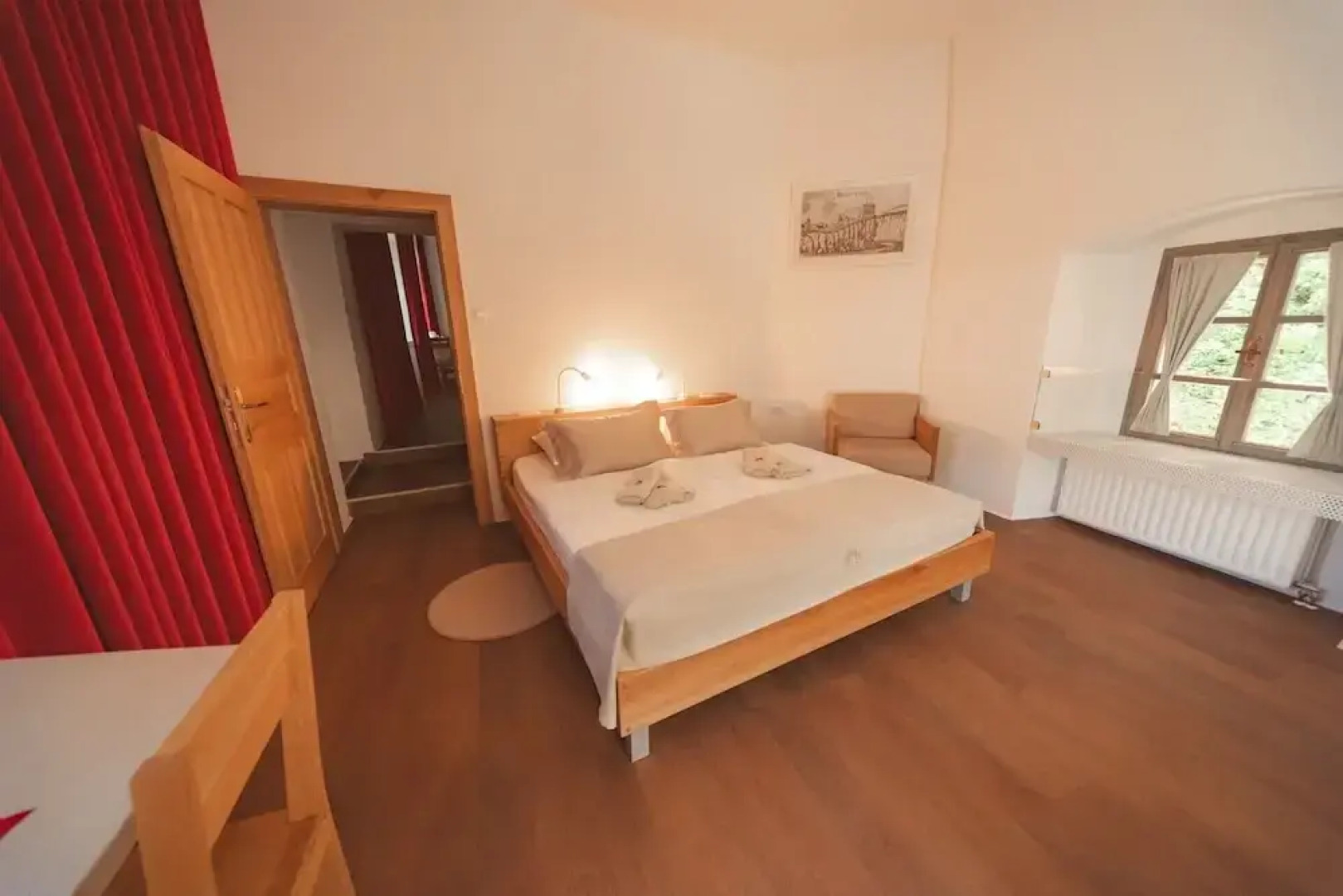 Rooms & Apartments Podsreda Castle