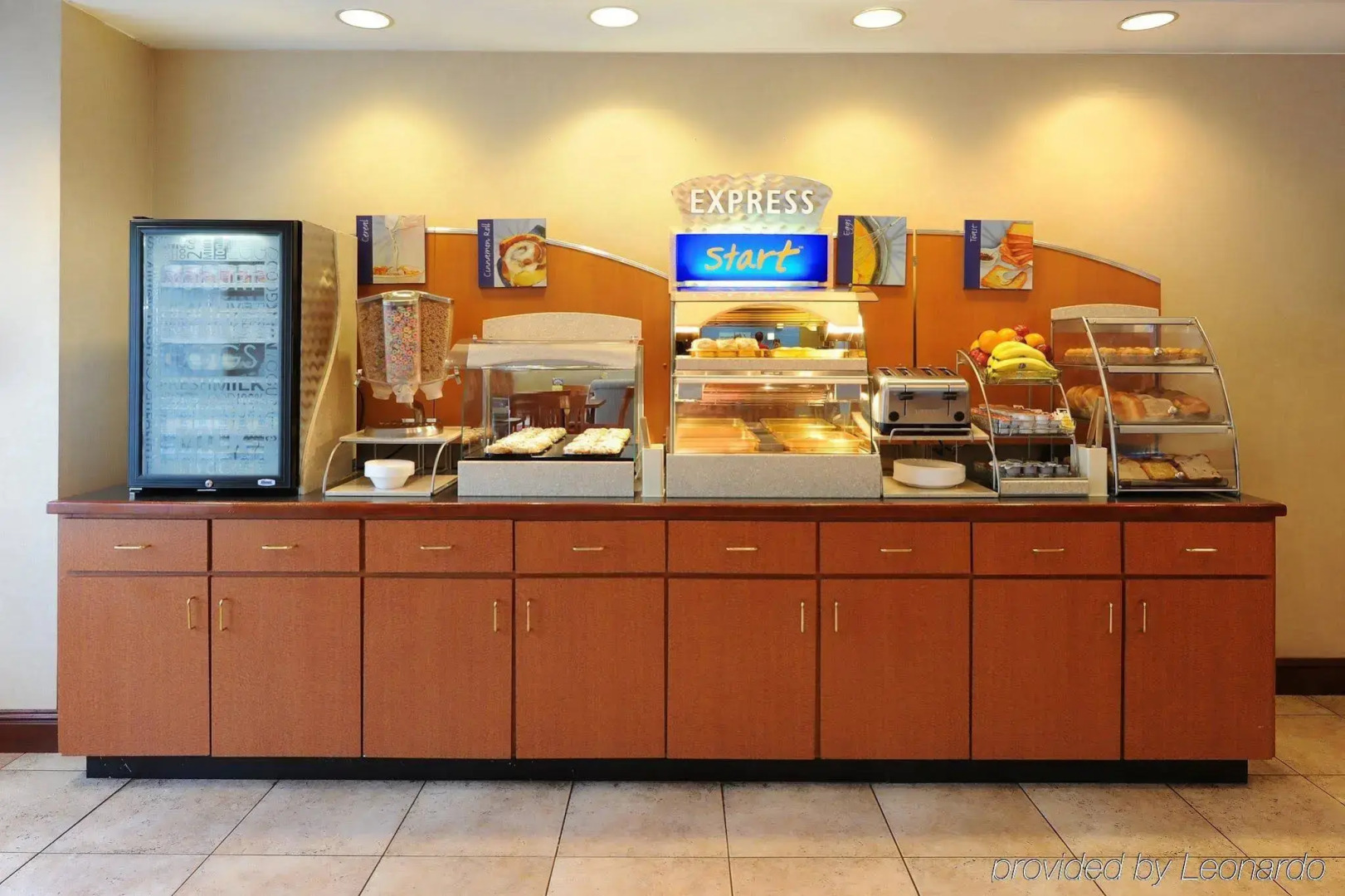 Holiday Inn Express & Suites Atlanta N-Perimeter Mall Area by IHG