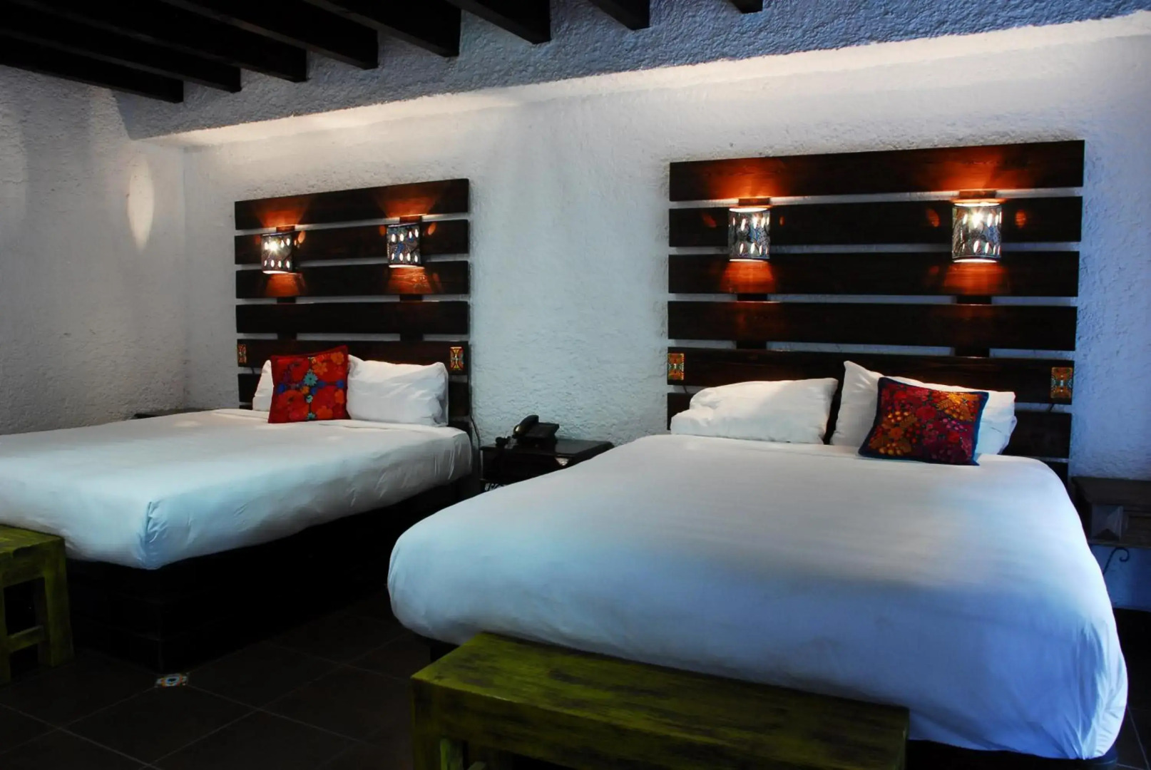 Las Rocas Resort And Spa