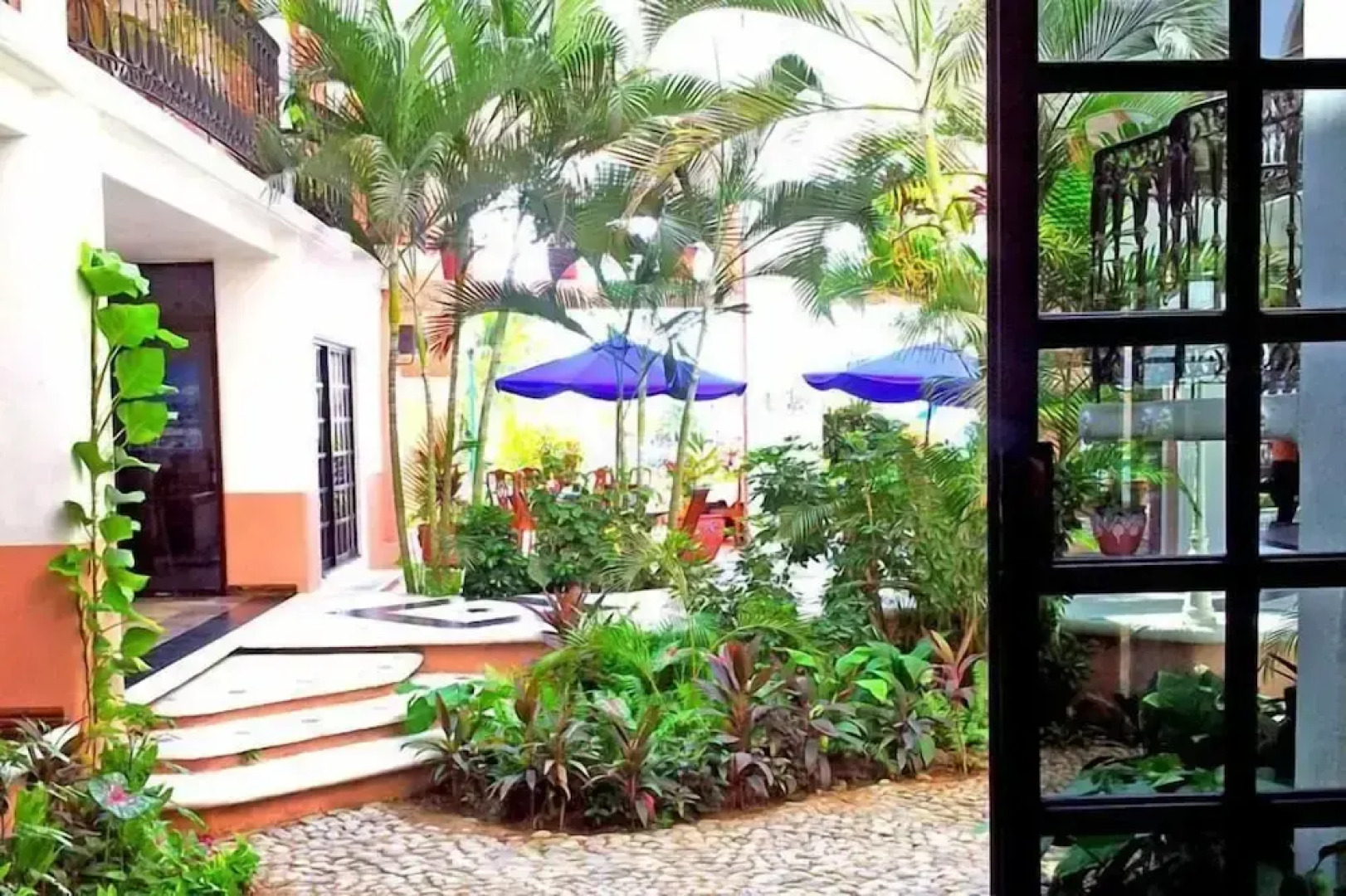 Canadian Resorts Huatulco