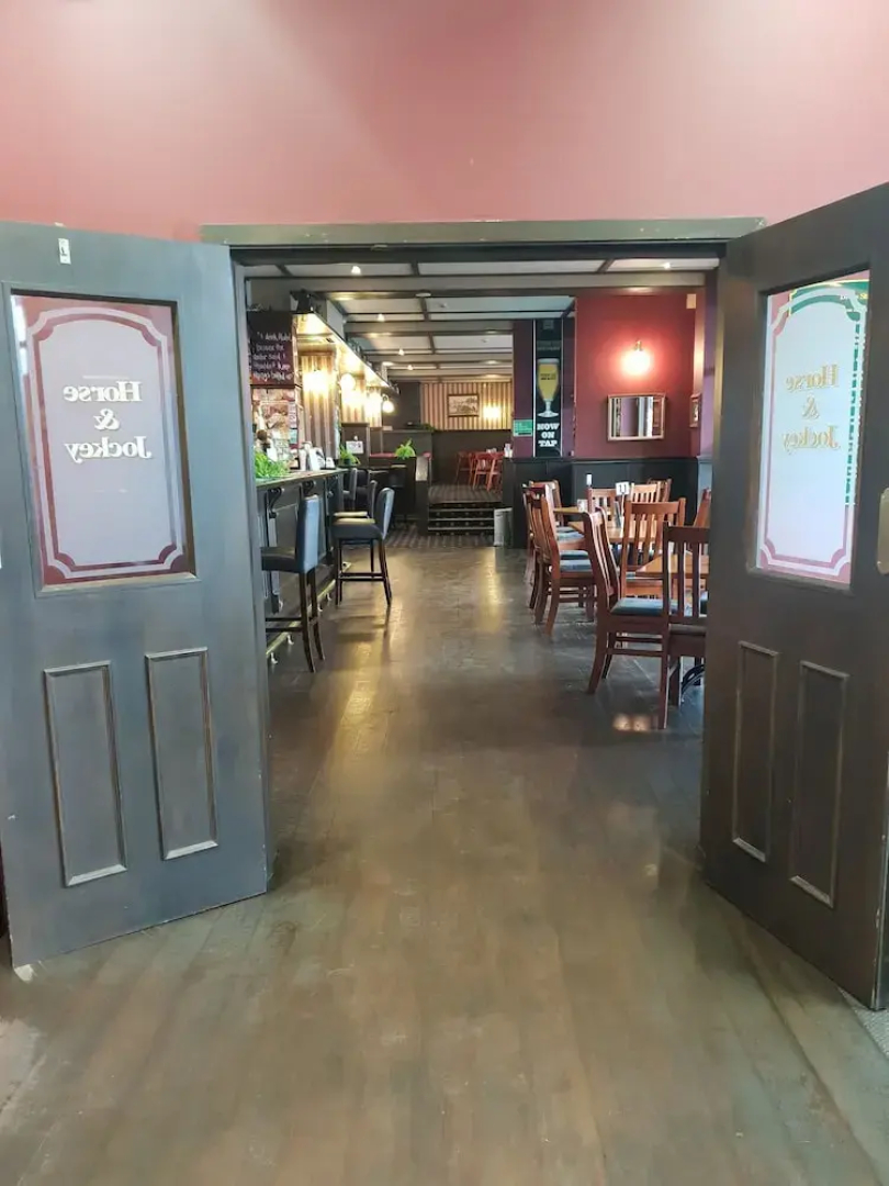 Horse and Jockey Inn