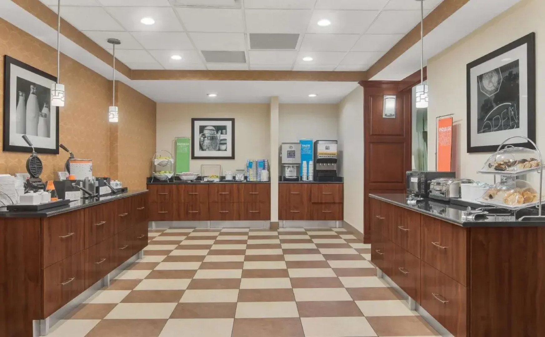 Hampton Inn & Suites Macon I-75 North