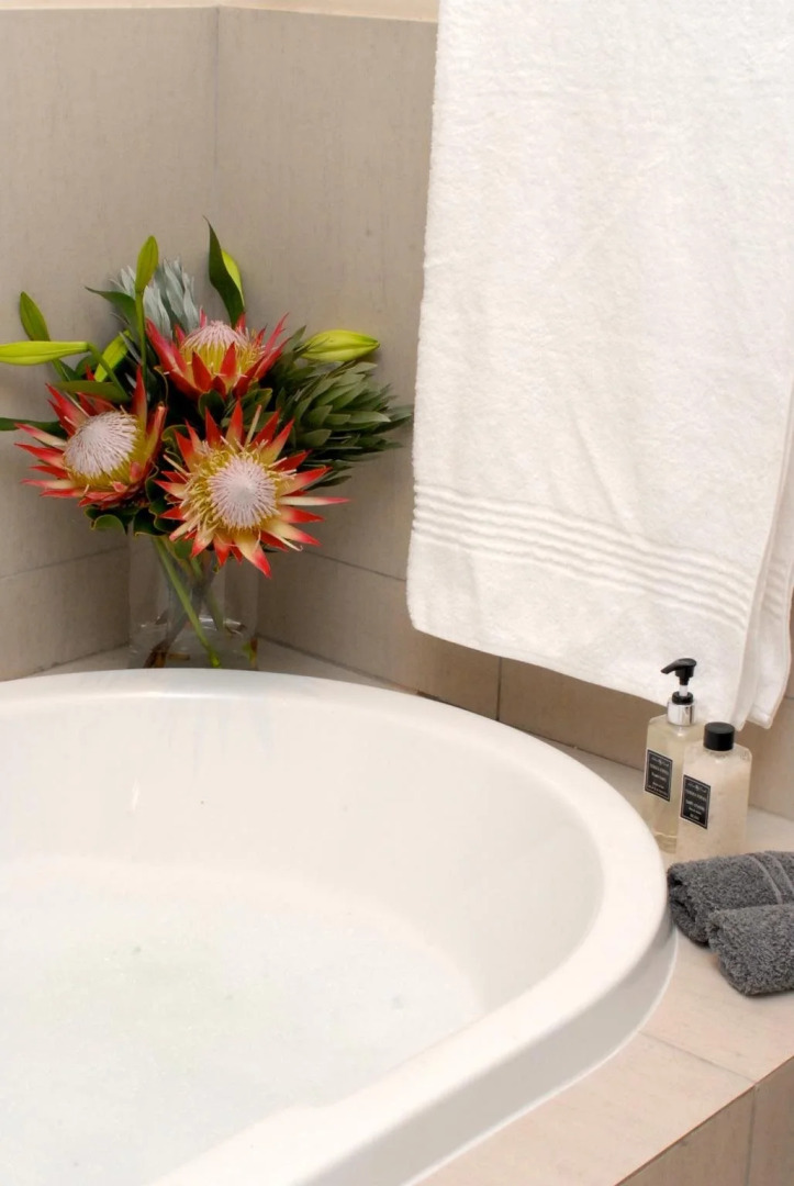 Shaloha Guesthouse on Supertubes