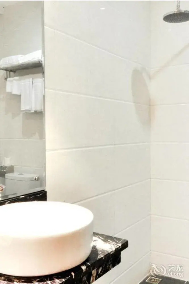 Yading Shanhui Holiday Hotel - Huizhou