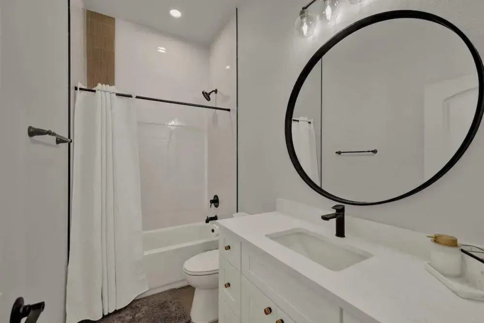 Serene Getaway Nestled in the Tx Hill Country!