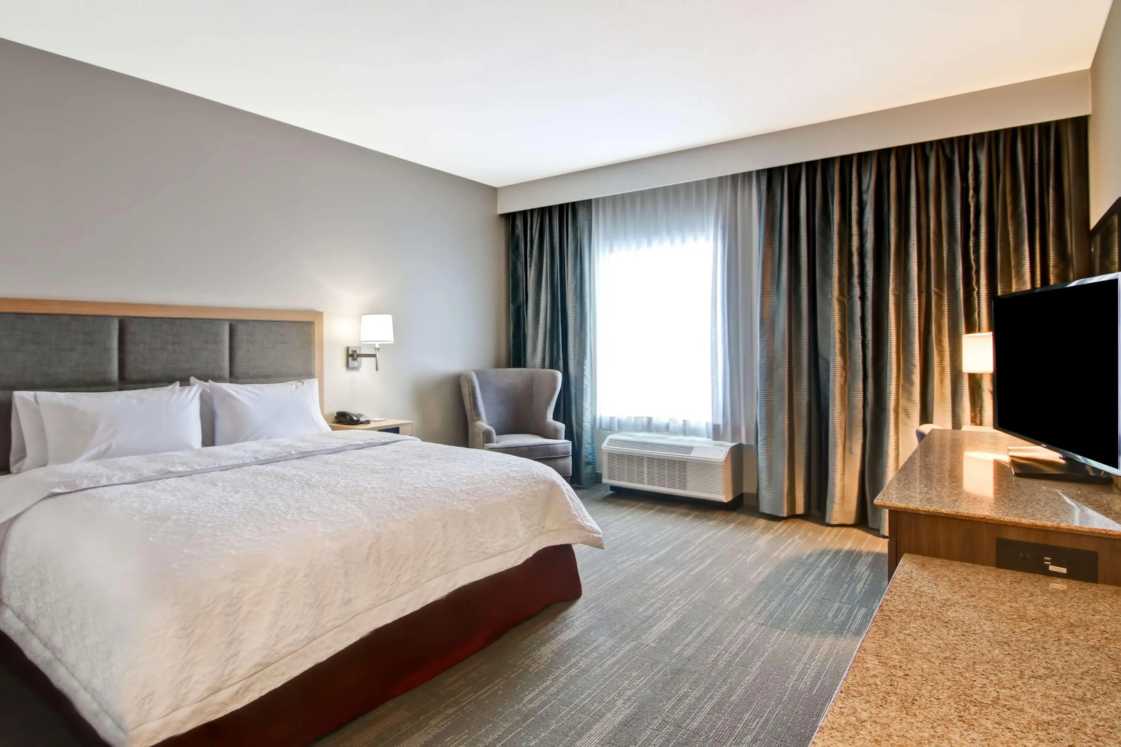Hampton Inn & Suites by Hilton Grande Prairie