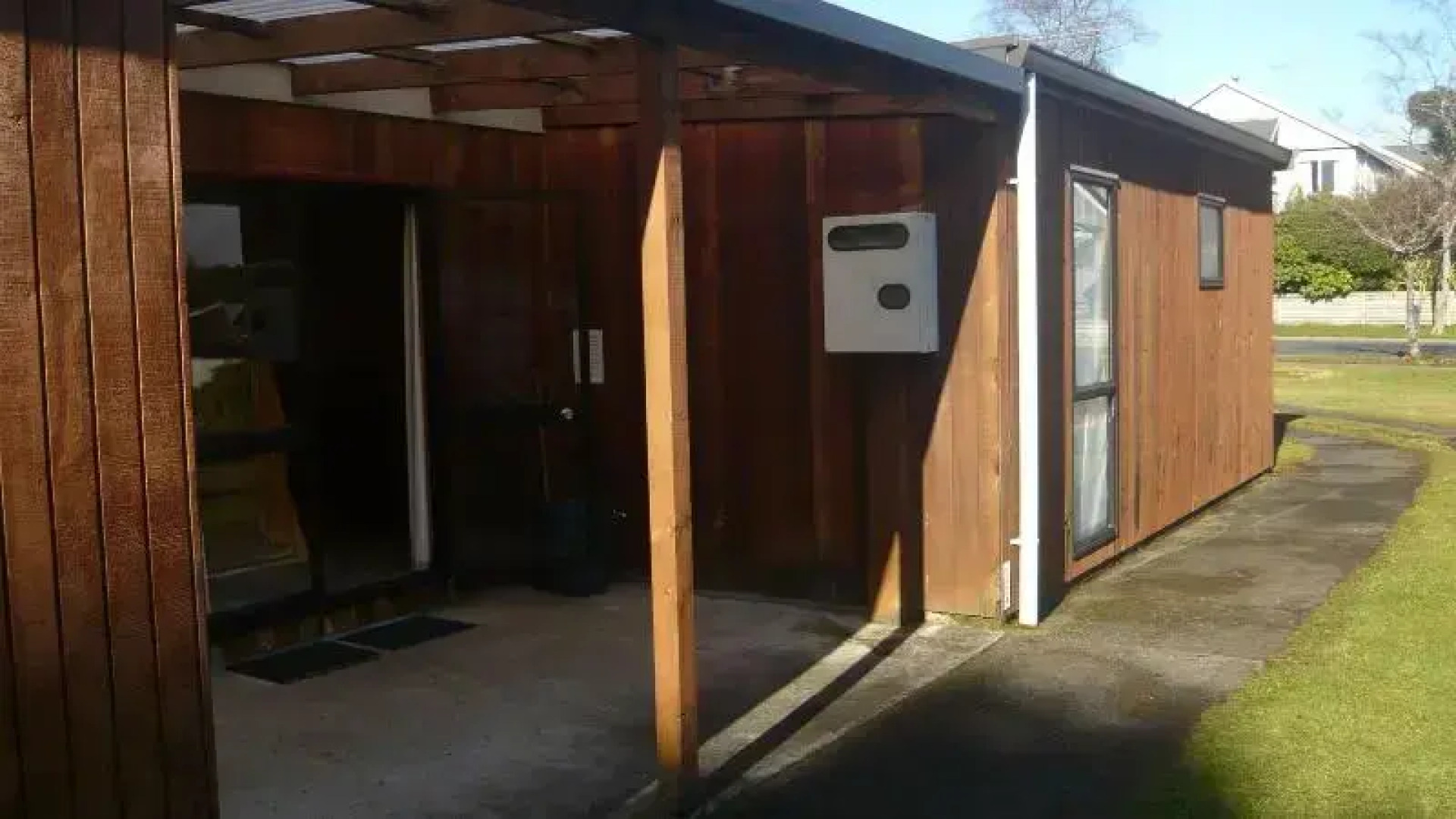 Howards Mountain Lodge