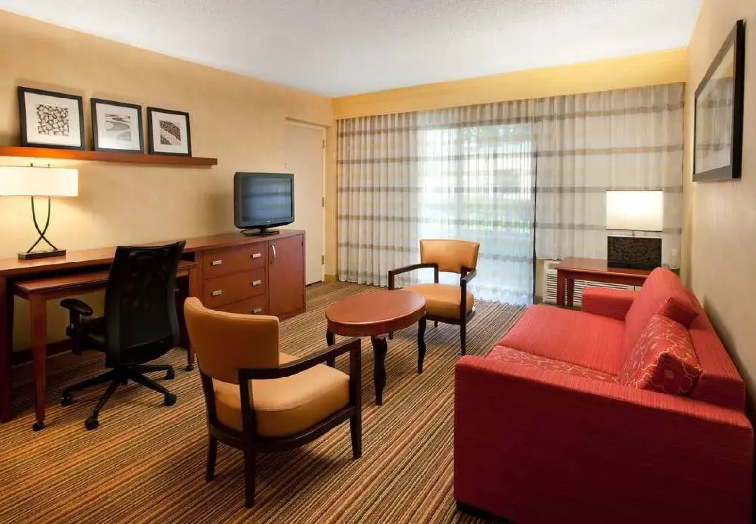 Courtyard Sacramento Airport Natomas