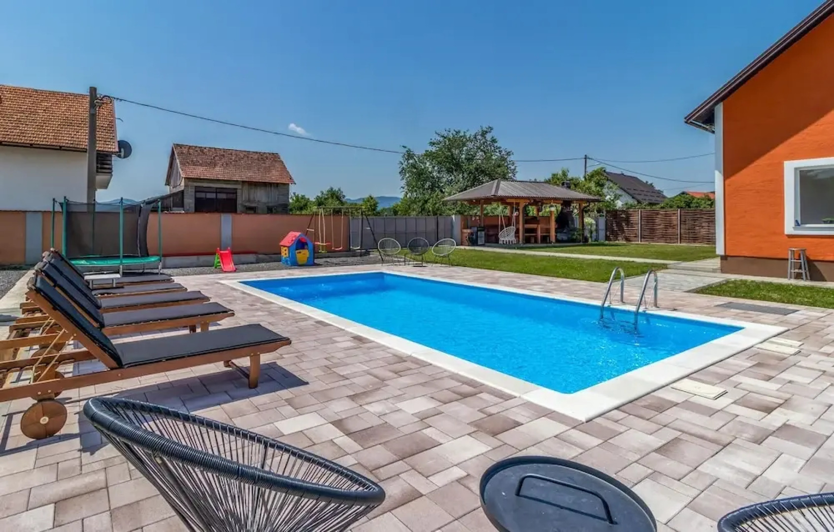 Beautiful Home in Otocac With 3 Bedrooms, Wifi and Outdoor Swimming Pool