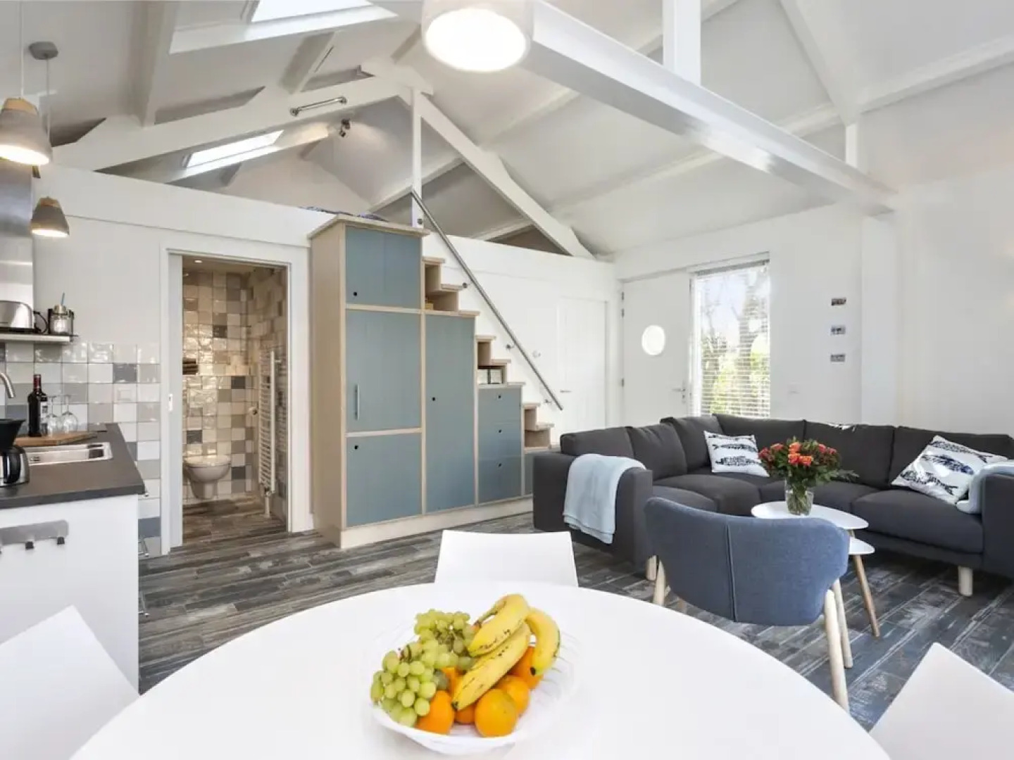 Beautiful, New, Beach-theme Holiday Home, Only 800 m From the Beach!