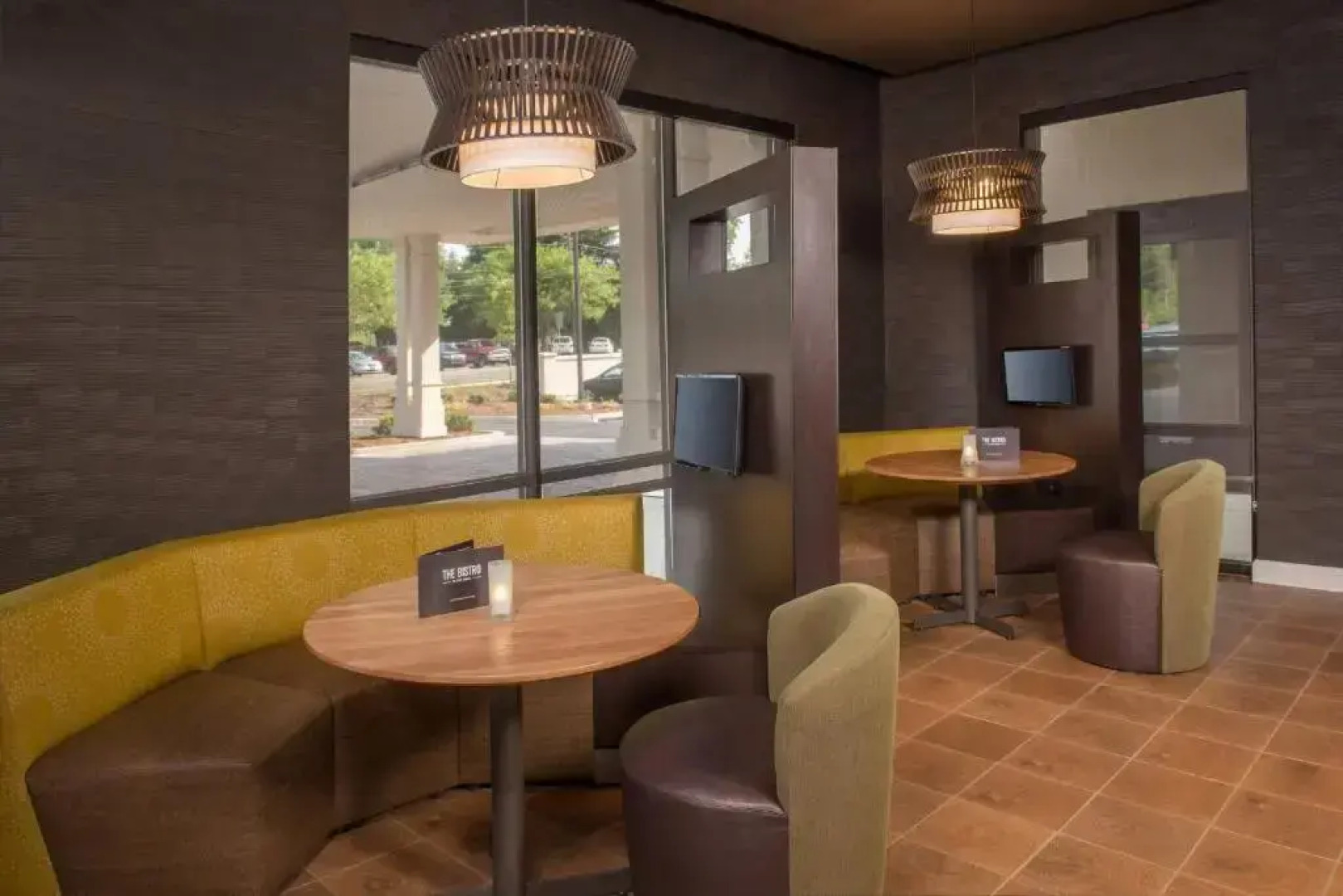 Courtyard Hershey Chocolate Avenue