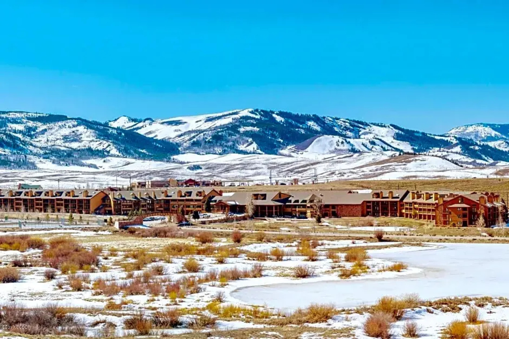 DOCO Rocky Mountain Vacation Rental-Queen Studio with Resort Amenities