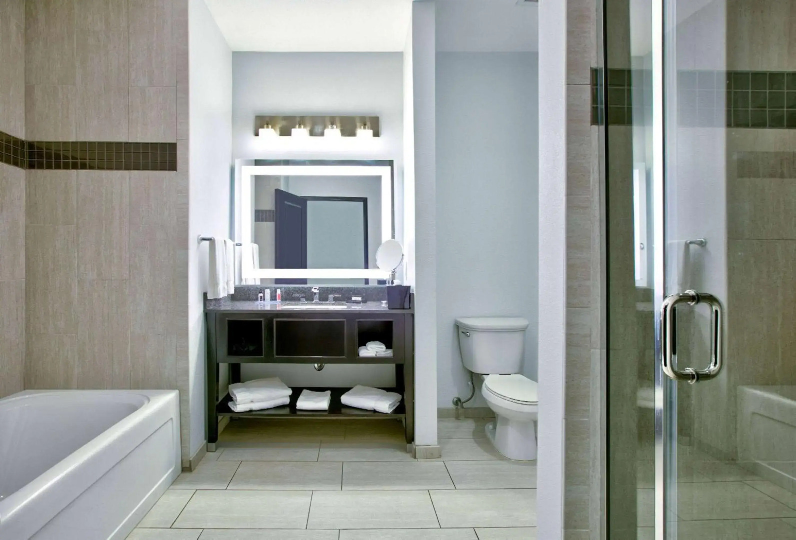 Courtyard by Marriott DeLand Historic Downtown