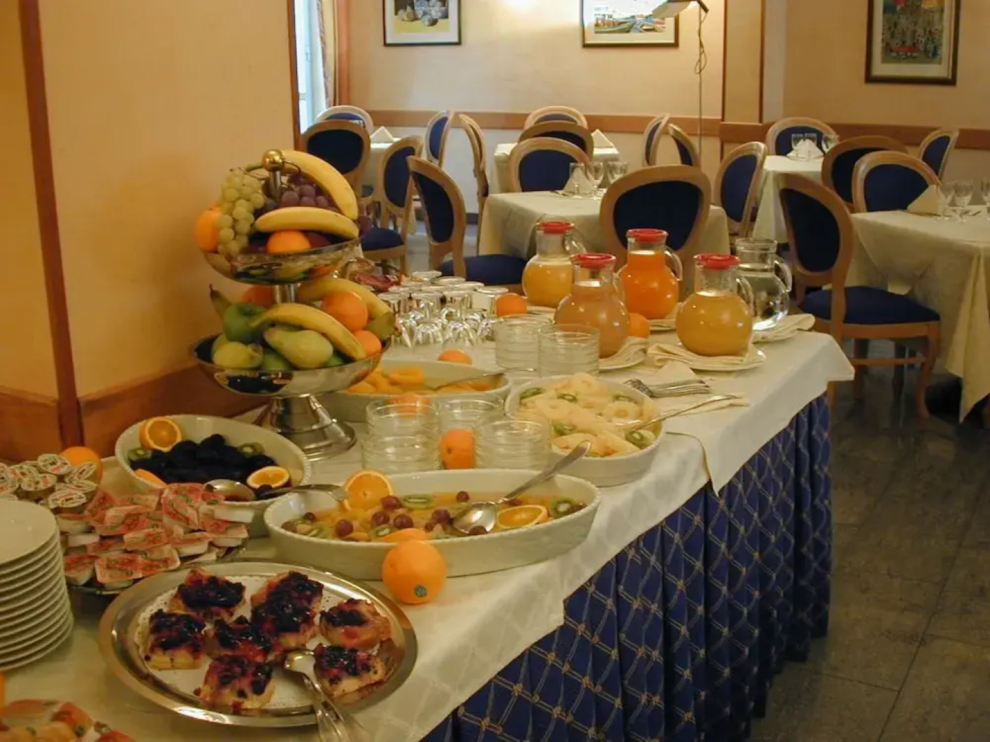 Massimi City Garden Hotel