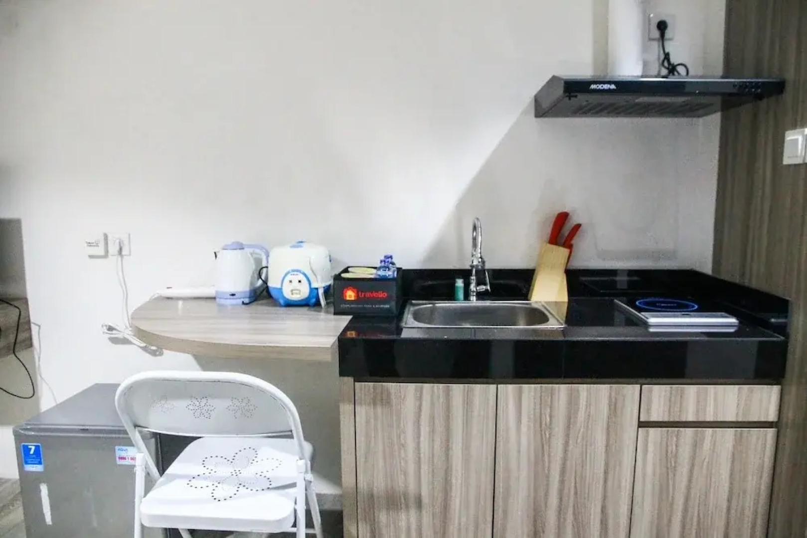 Comfy Studio Room Bintaro Icon Apartment