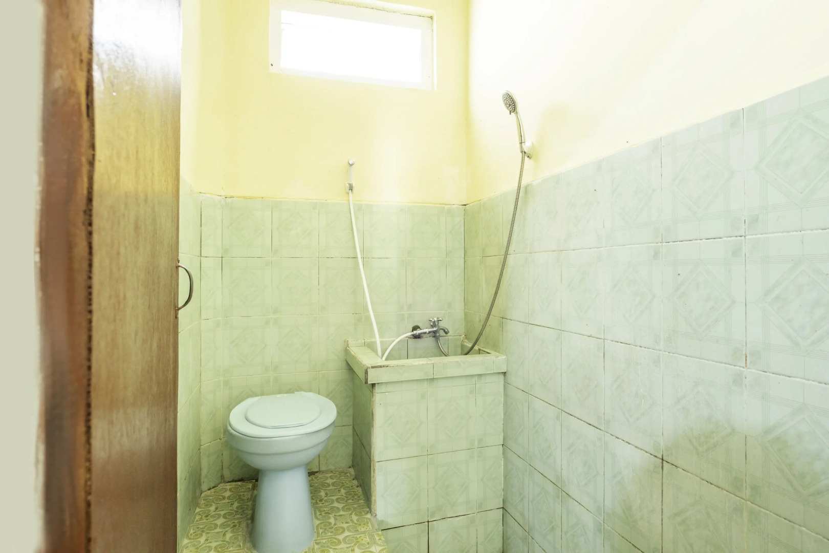 Hotel Priangan by OYO Rooms