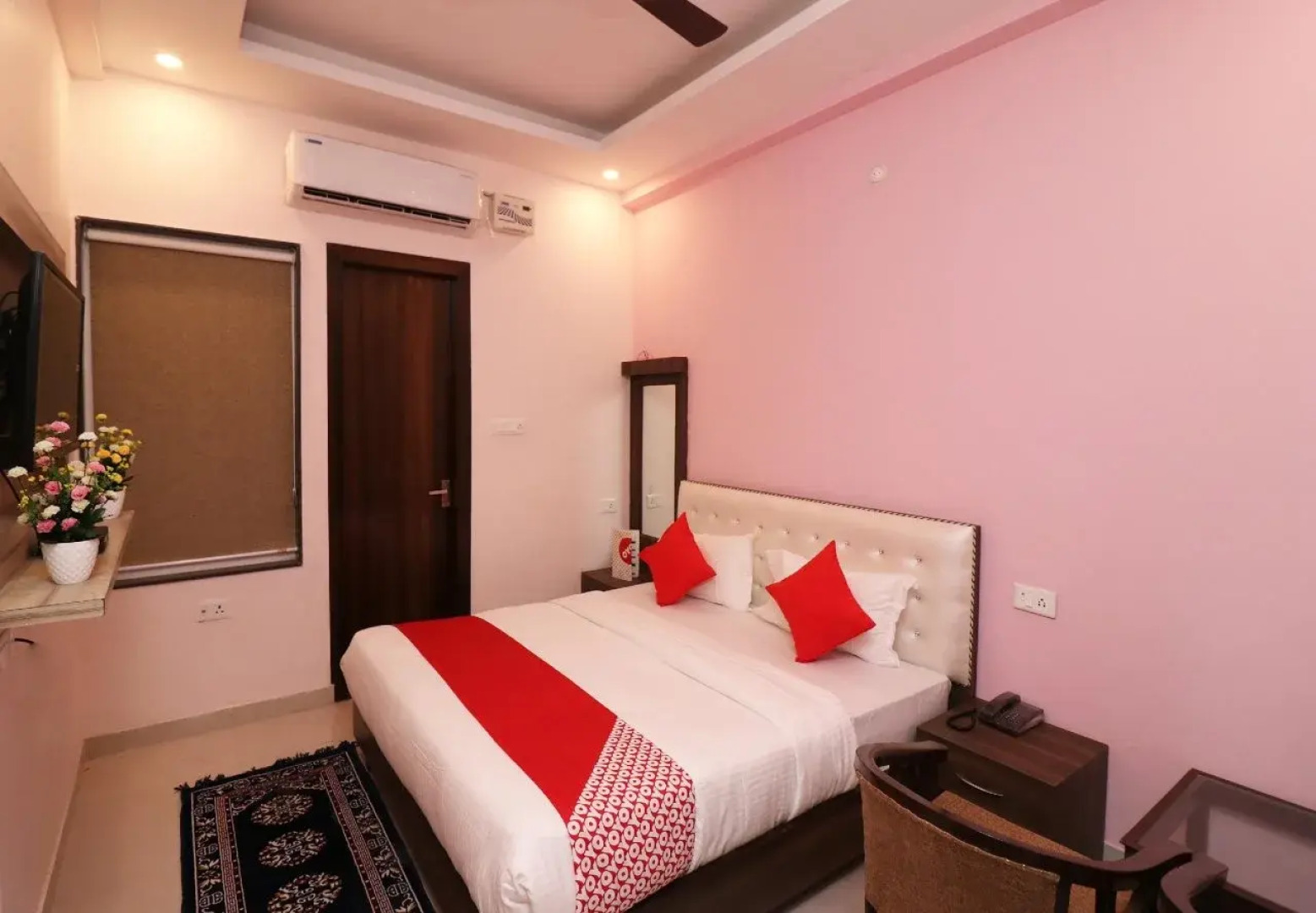 OYO 22356 Heaven Grand