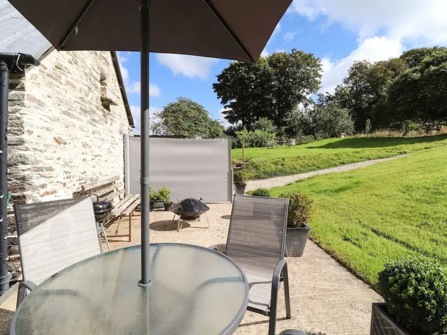 Y Felin at Coed Cadw