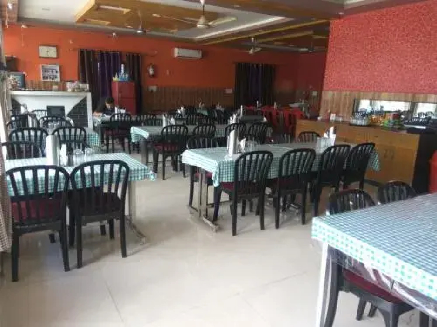 Hotel Delight and Restaurant