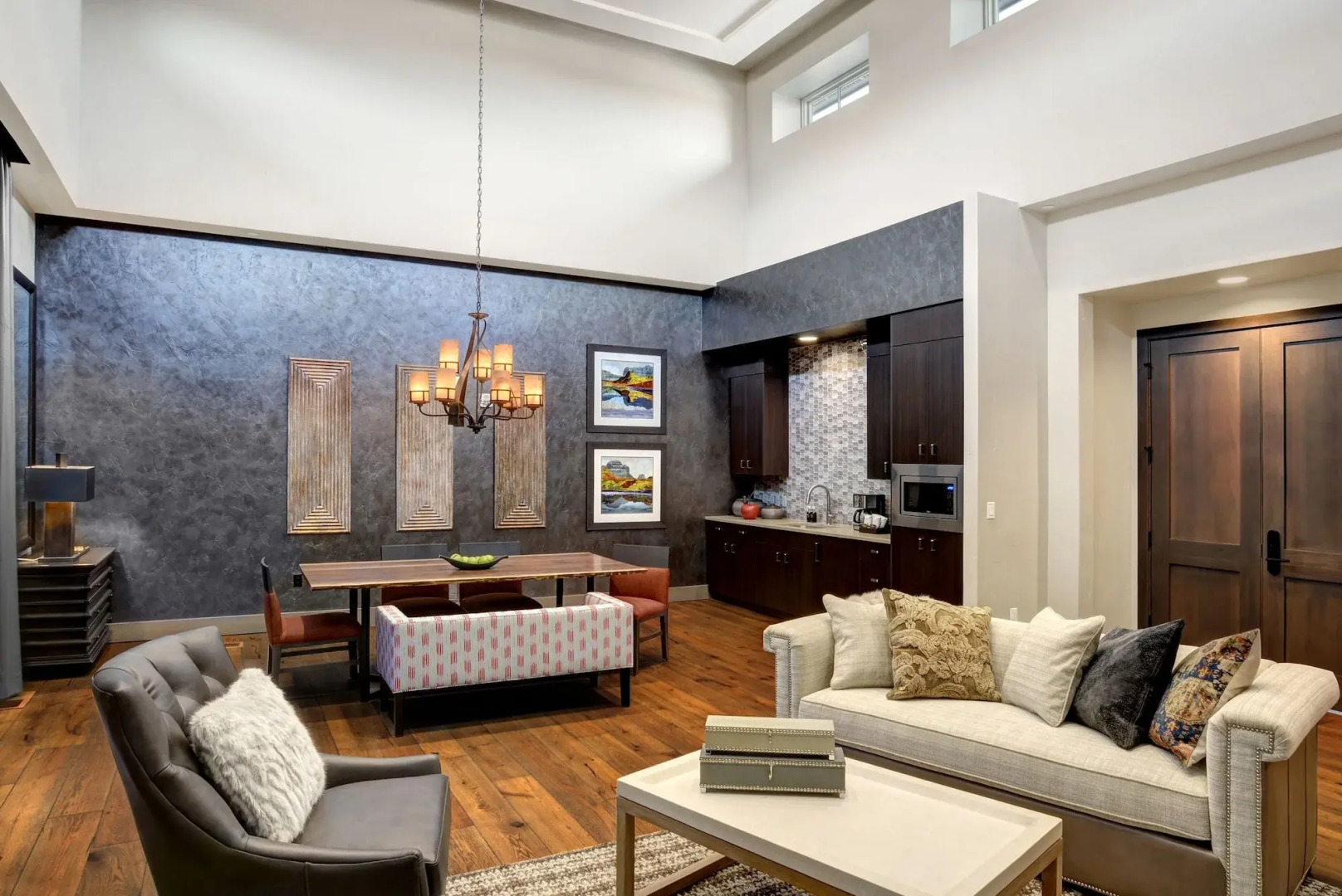 Garden of the Gods Resort and Club